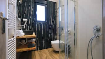 Apartment, 2 Bedrooms, Balcony, Beach View | Bathroom