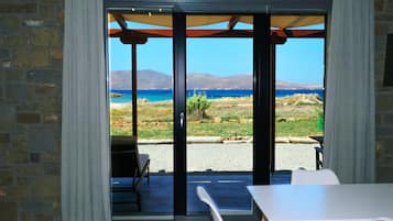 Apartment, 2 Bedrooms, Patio, Beach View