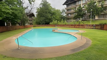 Appartement | Piscine | Piscine extérieure (ouverte en saison)