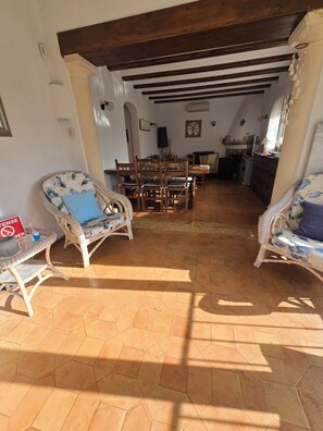 Interior - Nathalia House (Panorama)