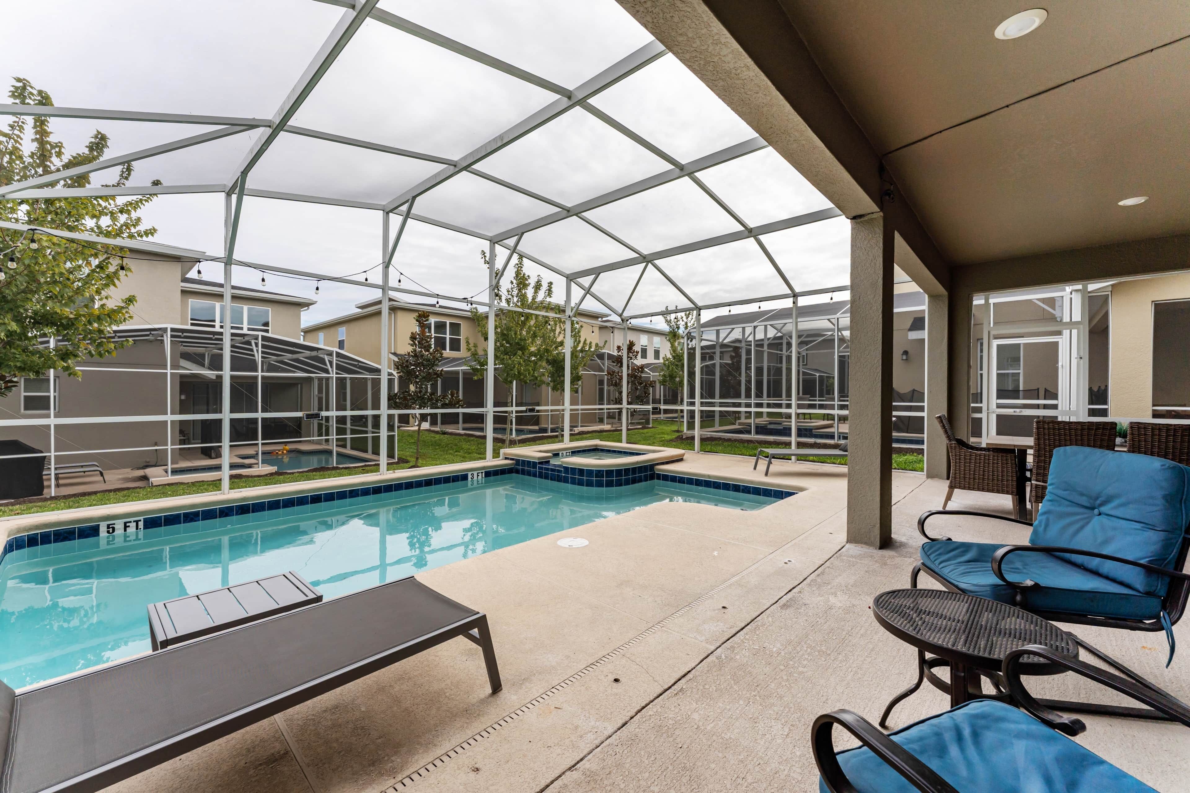 Outdoor pool, a heated pool