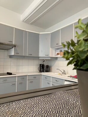 Private kitchen - Aux Pieds des Tours (La Rochelle)