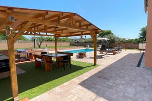 Outdoor dining - Relaxing Getaway near Adriatic Sea (LOBORIKA)