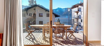 Appartamento 'Villa Helena' con Vista Montagna, Terrazza Privata e Wi-Fi
