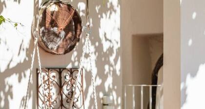 Authentic Cretan Villa with Private Pool & BBQ, Near Rethymno