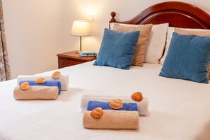 4 habitaciones, tabla de planchar con plancha y wifi gratis