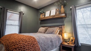 3 bedrooms, WiFi, bed sheets, wheelchair access - Tranquil barndominium house in charming Spring City (Spring City)
