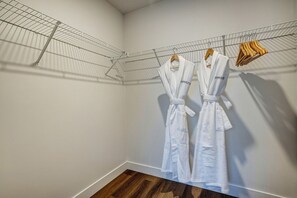 Interior - Corporate 1 Bedroom Rental in Montreal | Le Smith Building (Montreal)