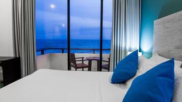 Doppia Deluxe, balcone, vista oceano | Wi-Fi gratuito