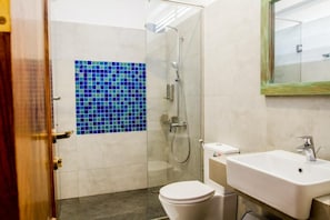 Bathroom - Linará (Hikkaduwa)