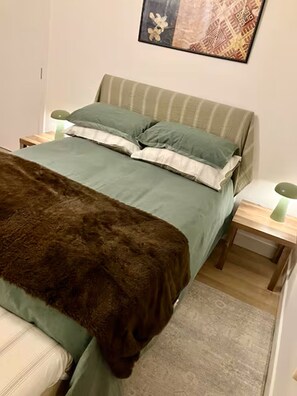 Bügeleisen/Bügelbrett, WLAN, Bettwäsche