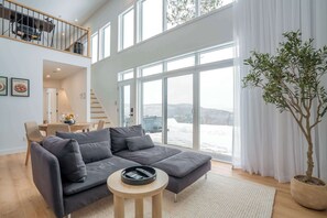 TV, offices - Modern Comfort | SPA | Mountain | Chalet KNOX (Saint-Côme)