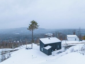 Exterior - Modern Comfort | SPA | Mountain | Chalet KNOX (Saint-Côme)