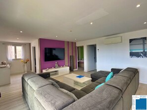 Living area - VILLA GIULIA - 4 BEDROOMS - SWIMMING POOL - JACUZZI (Porto-Vecchio)