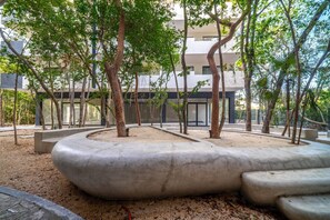 Property grounds - Tulum 2BR | Two Floors | Private Terrace + Grill (Tulum)