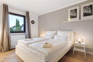 3 Schlafzimmer, Bügeleisen/Bügelbrett, WLAN, Bettwäsche