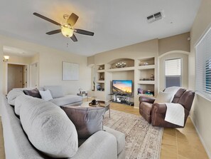 Maison, plusieurs lits, patio, vue jardin (Bustos Maricopa) | Coin séjour