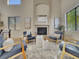 House, Multiple Beds, Patio, Garden View (Bustos Maricopa) | Interior