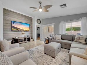 Living area - 153rd Surprise (Surprise)