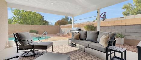 House, Multiple Beds, Pool Access, Pool View (153rd Surprise) | Terrace/patio