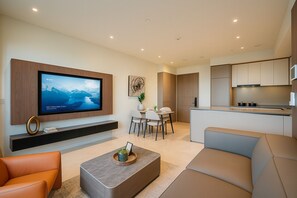 Apartamento Premier, balcón, vistas a la ciudad | Escritorio, espacio para trabajar con un portátil, wifi gratis