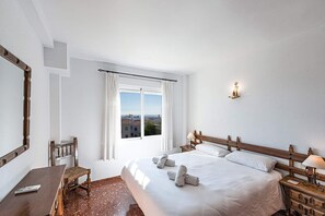 2 bedrooms, iron/ironing board, free WiFi, bed sheets - Acapulco Apartment 18 by Casasol (Nerja)