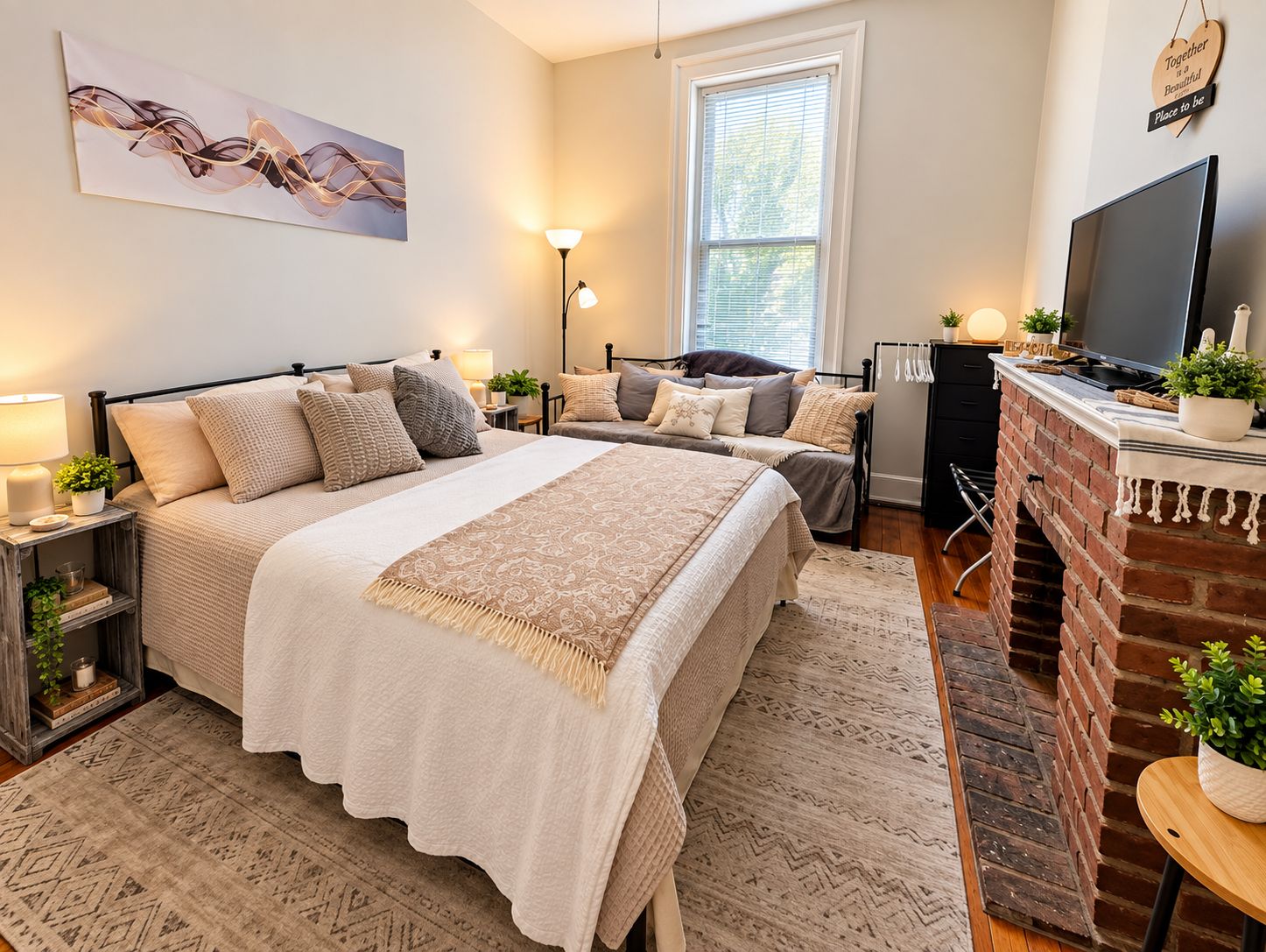 sleeping/living space