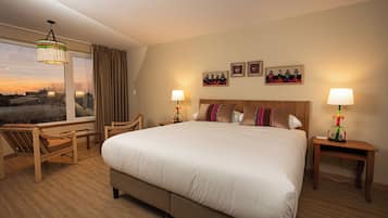 Premium-Doppelzimmer | Individuell dekoriert, individuell eingerichtet, Schreibtisch