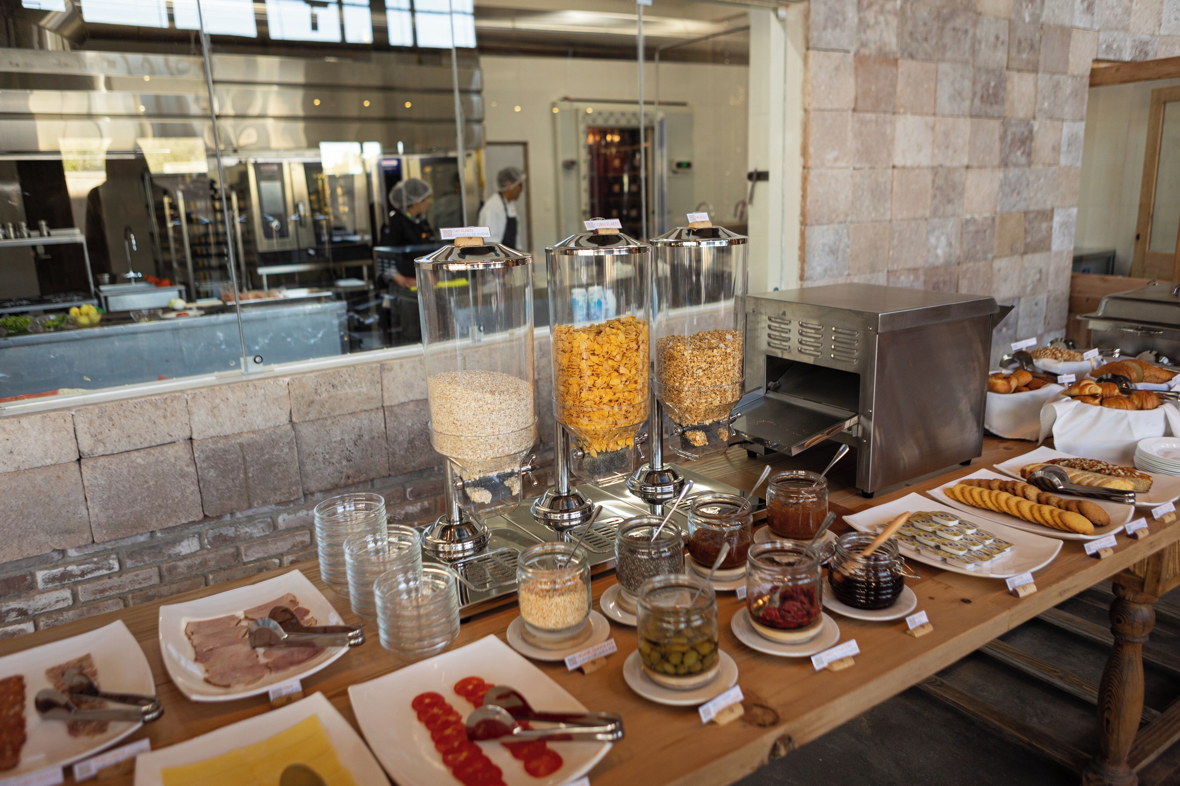 Petit déjeuner buffet compris tous les jours