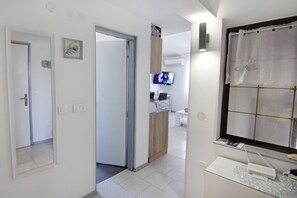 Apartment, 2 Bedrooms, Balcony, City View | Interior - Quiet Holiday Apartment With Balcony (Umag)