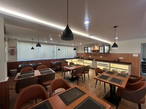 Restaurant - Felix Inn Boutique Hotel - Manyata Tech Park (Bengaluru)