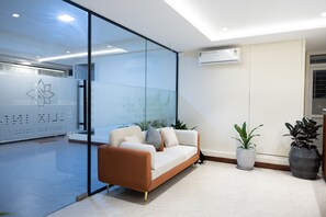 Sala de estar en el lobby