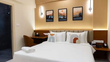 Superior Double Room | In-room safe, desk, laptop workspace, soundproofing