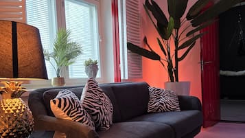 Exclusive Apartment | Living area