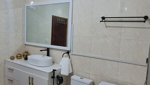 Håndklæder, Sæbe, Toiletpapir