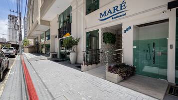 Apartemen Basic | Detail eksterior