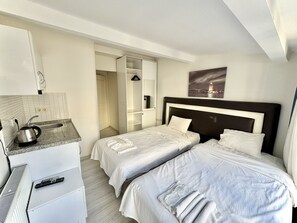 Deluxe Double Room, Balcony, City View - Taksim Seven Residence (Istanbul)