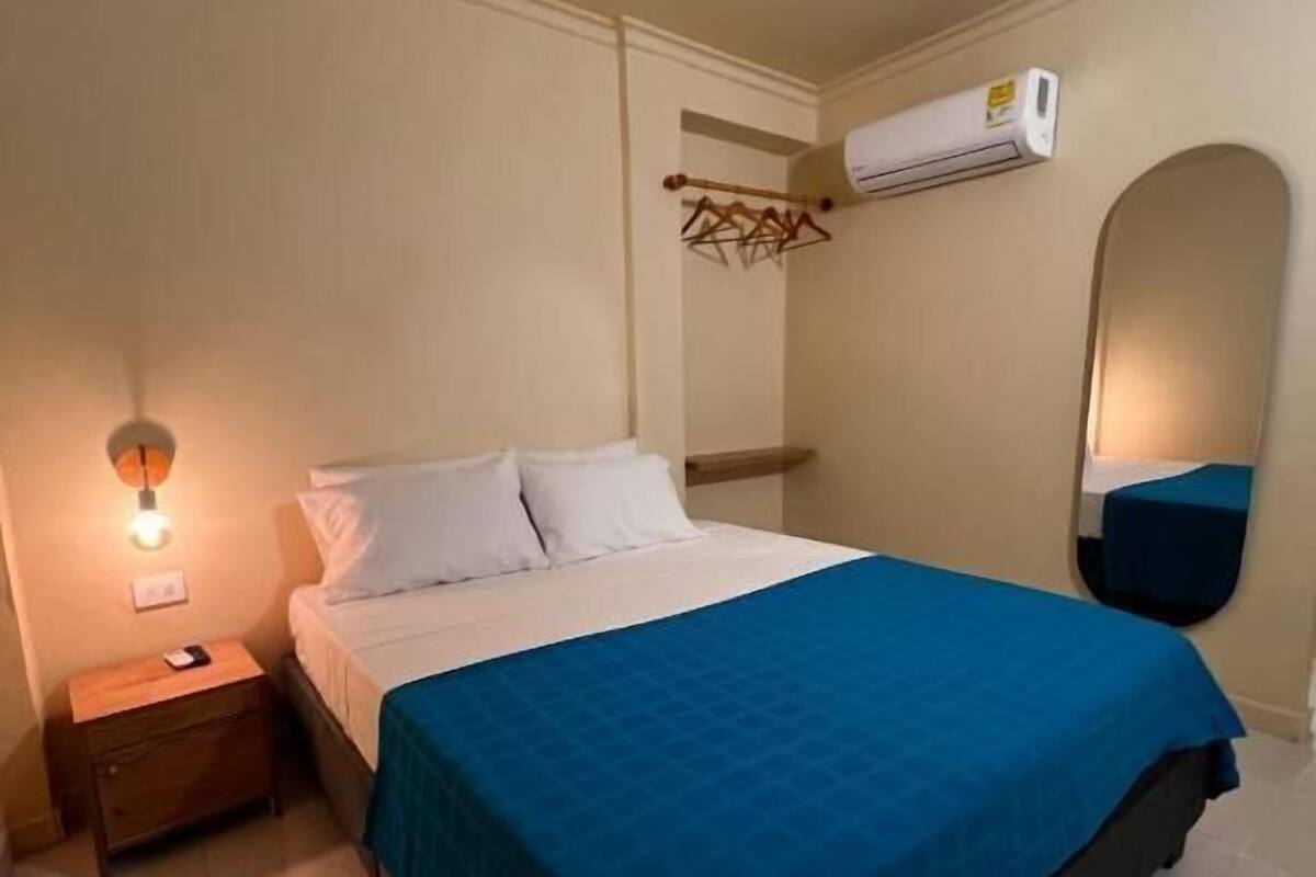 Economy Double Room | WiFi (free)