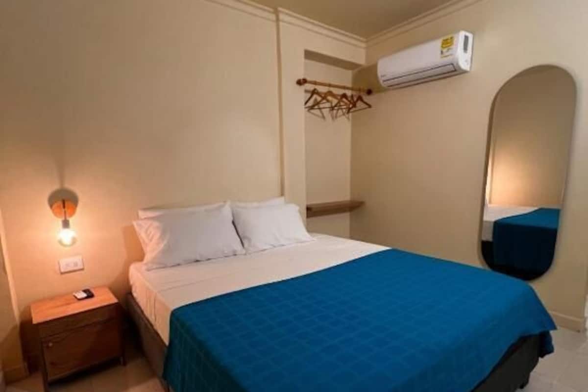 Quarto casal econômico | Wi-Fi de cortesia