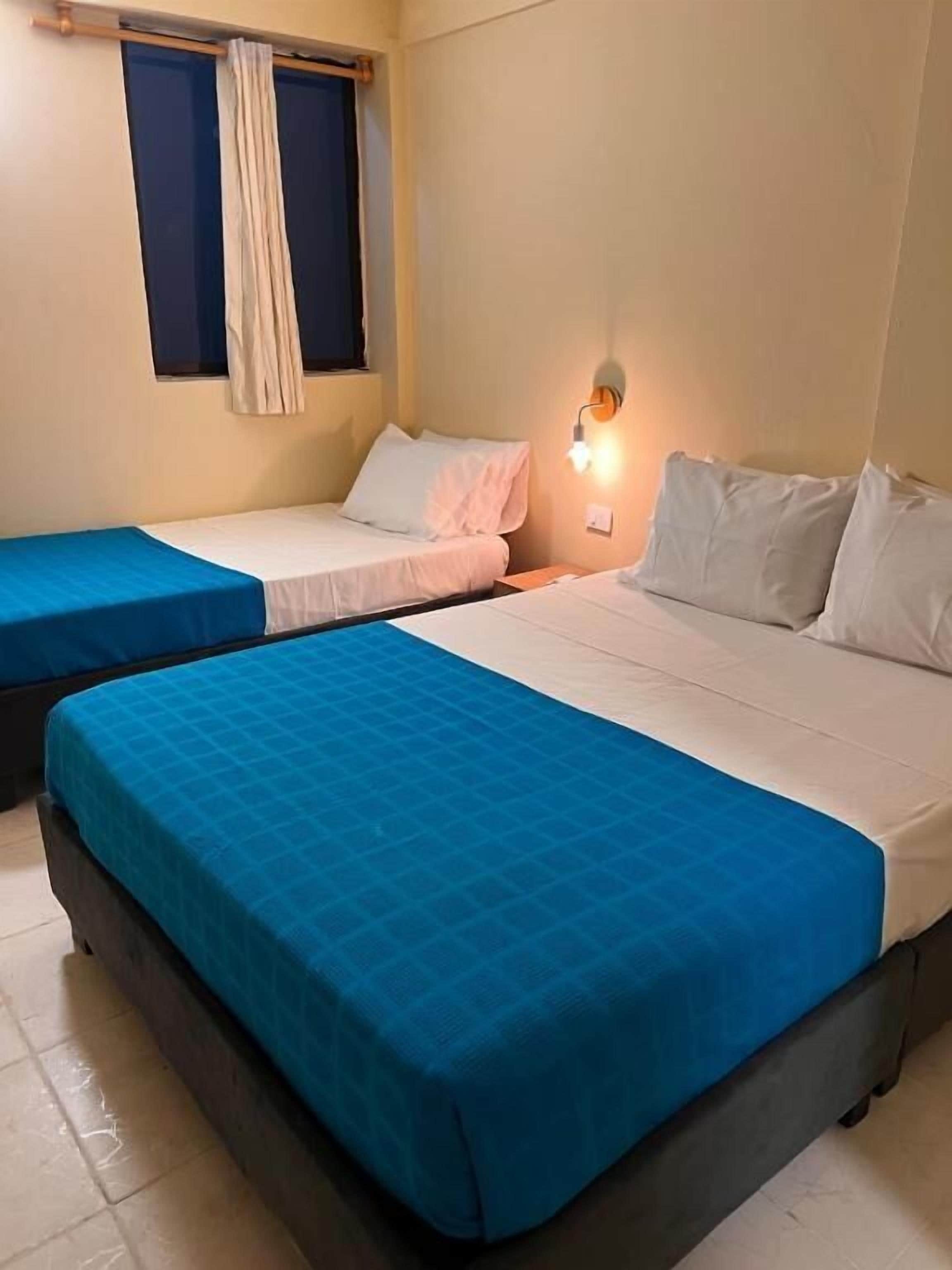 Habitación triple económica | Wifi gratis 