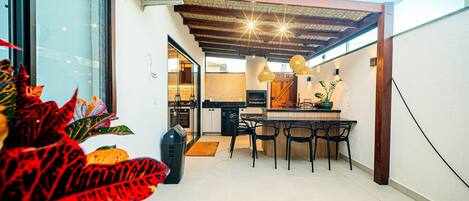 豪華別墅 | 室外用餐