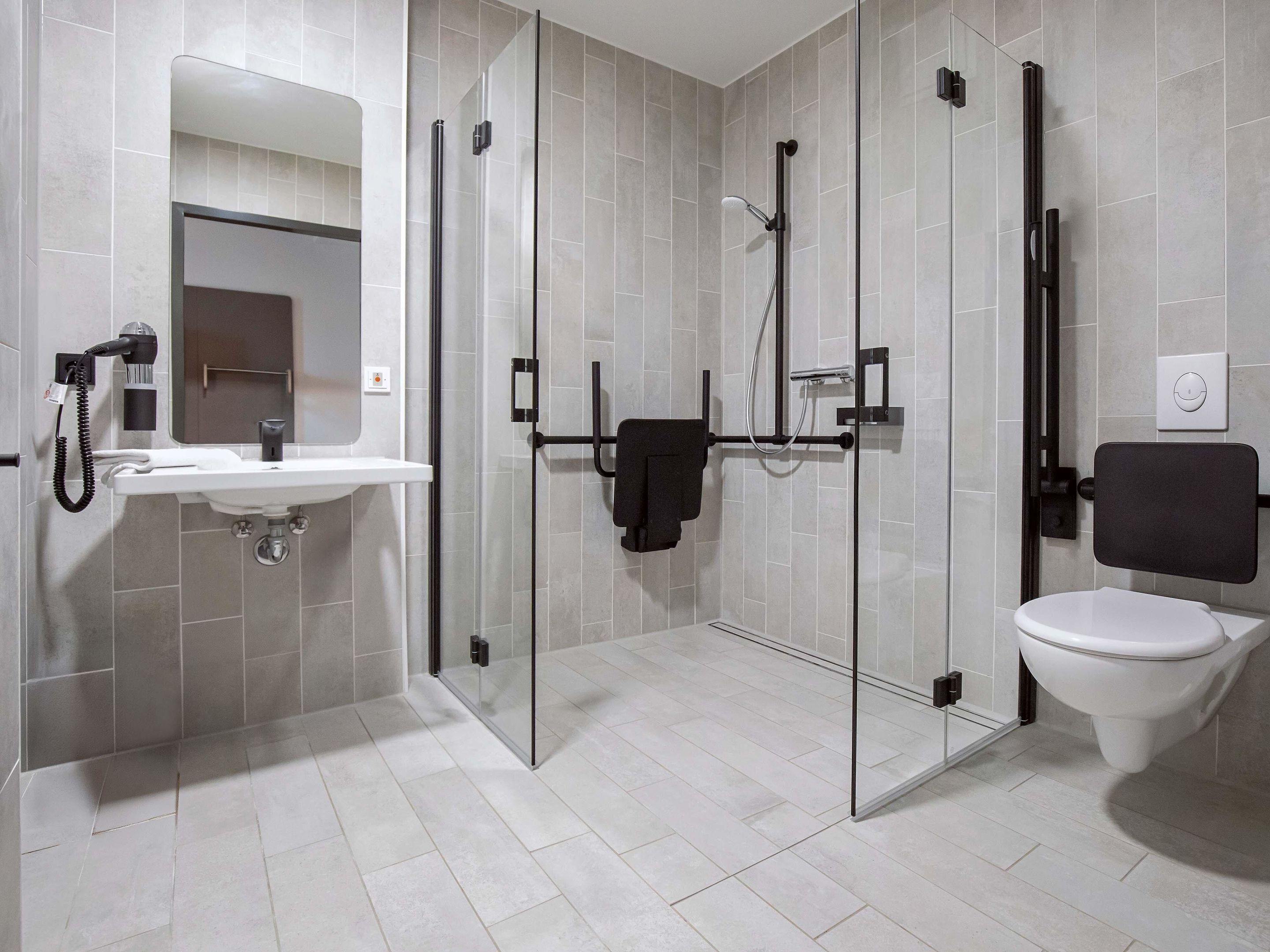 Dusj, såpe, sjampo og toalettpapir