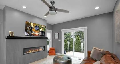 Corby Retreat - Blocks to Notre Dame!