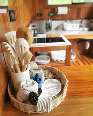 Microondas, placa de cocina