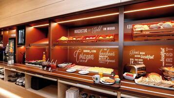 Daily buffet breakfast (EUR 13.90 per person)