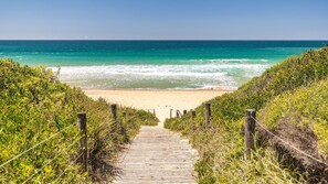 On the beach - Serenity 7 at Diamond Beach (Diamond Beach)