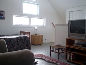 1 bedroom, iron/ironing board, WiFi, bed sheets - All Season Pet-Friendly Cabin Rental with Full Kitchen in the Northeast Kingdom of Vermont (Craftsbury Common)