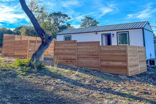 Cute Casita with Stock Tank Hot Tub and Fenced Yard in Lakehills, Texas