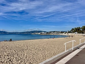 Beach - Apt in Pointe Croisette, beach & large terrace (Cannes)