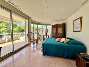 Iron/ironing board, WiFi - Apt in Pointe Croisette, beach & large terrace (Cannes)
